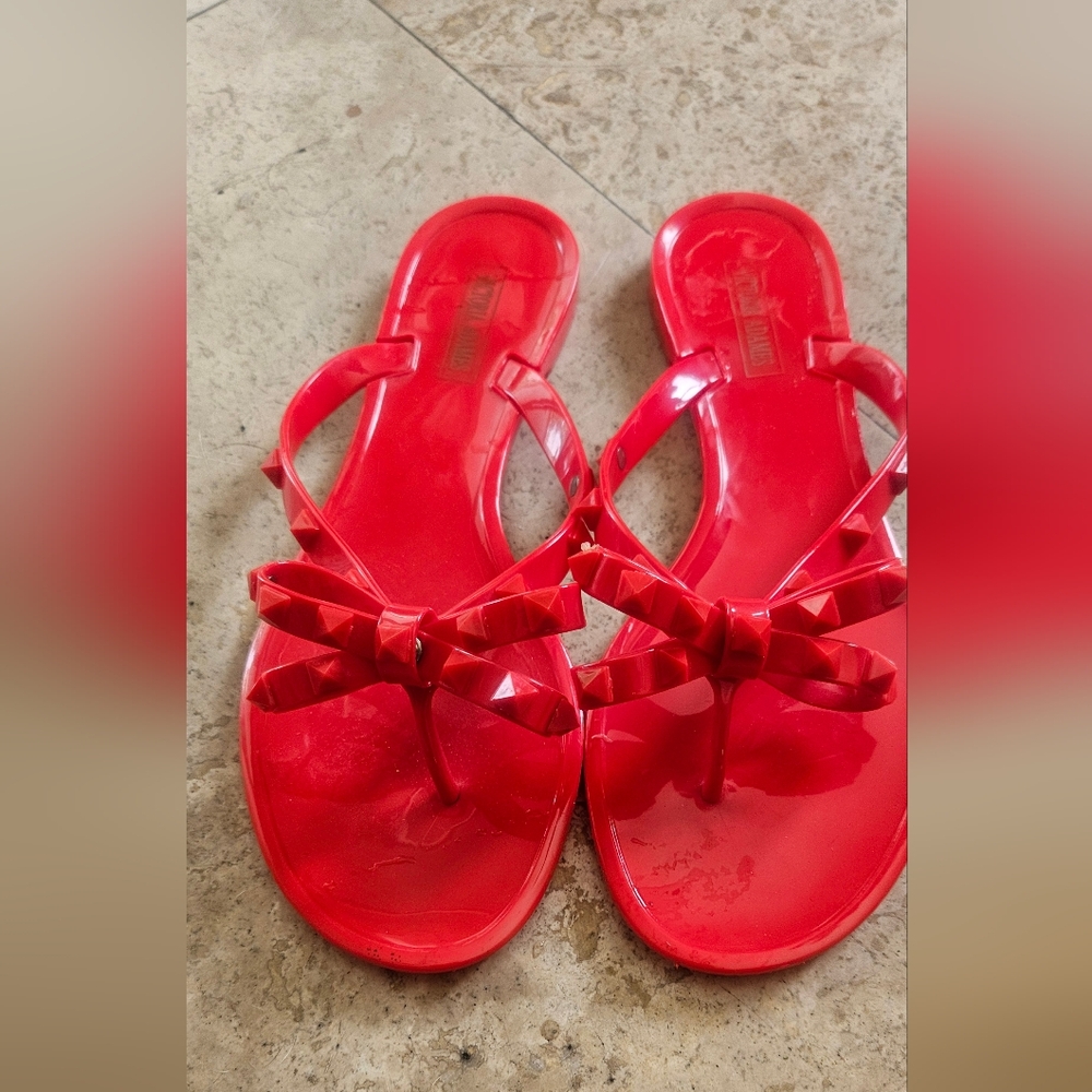 Victoria Adames Red Spike Stud Jelly Sandals 39 (8.5)